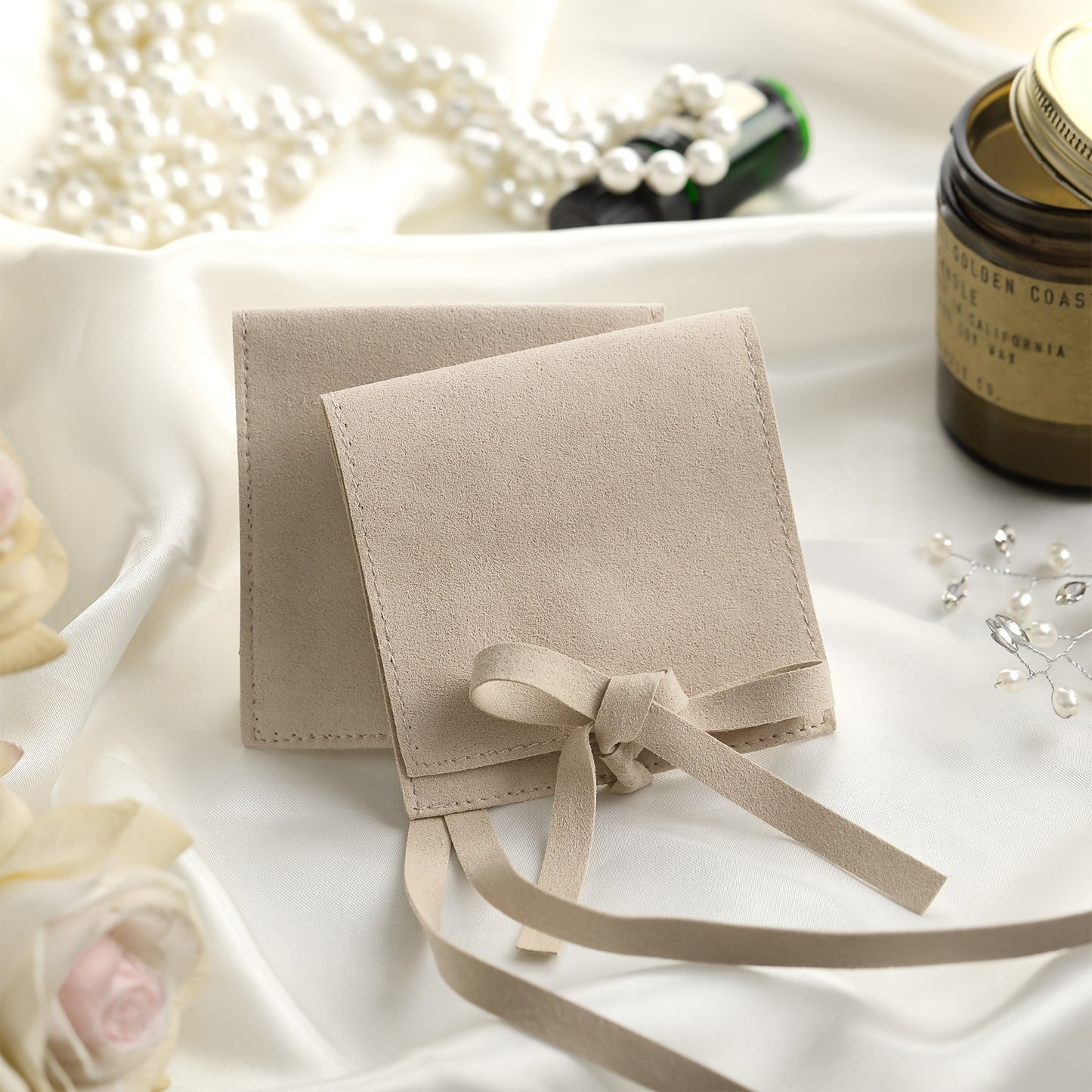 40-Pack Microfiber Jewelry Gift Pouches - Soft, Envelope Style, 8x8cm, with Bow Ties and Dividers for Bracelets, Necklaces, No Power Needed Storage