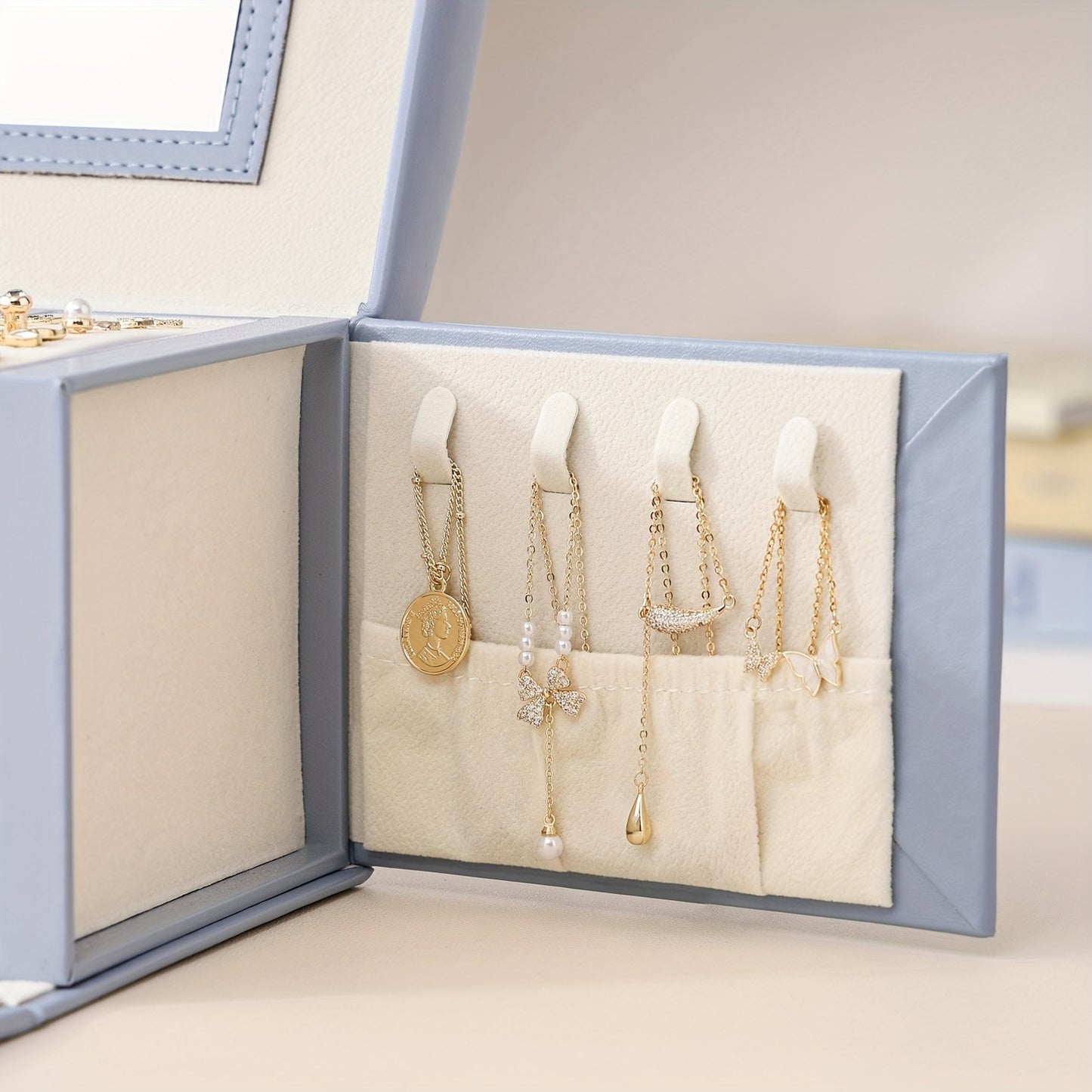 1pcPortable Jewelry Organizer Box with Built-in Mirror, Double Drawer Storage & Key Lock - 6.9" Faux Leather Travel Case for Necklaces, Rings, Earrings, Watches - Multi-Compartment Fabric-Lined Interior