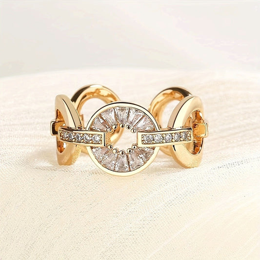 Circular ring with adjustable size, exquisite and luxurious Women's ring. A ring adorned with sparkling Synthetic Zirconia stones. Brass metal anti allergic material, suitable for Women's daily wear rings.