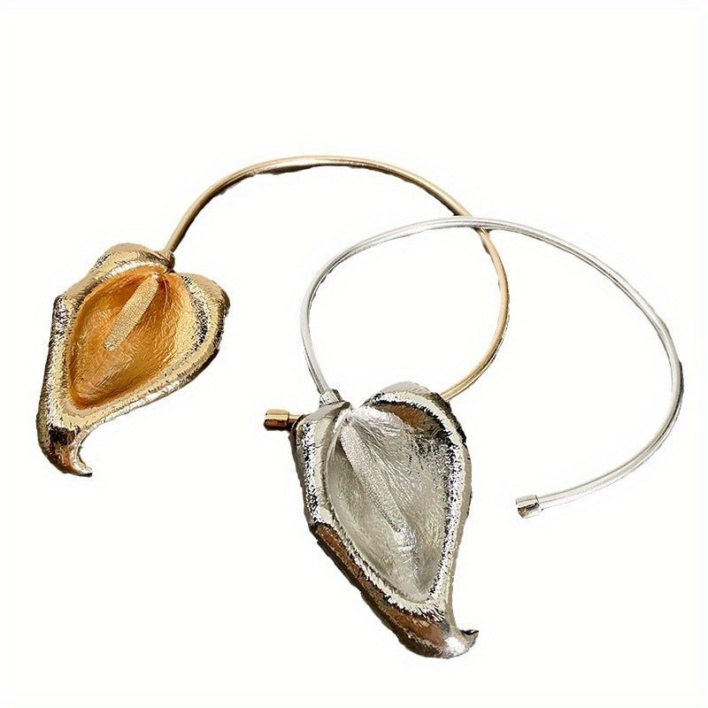 French Retro 3D Calla Lily Open Collar Necklace - Exaggerated Floral Design with Golden-Tone Accents, Versatile Party & Everyday Jewelry for Women, Year-Round Elegance, Formal Occasion Accessory | Intricate Craftsmanship
