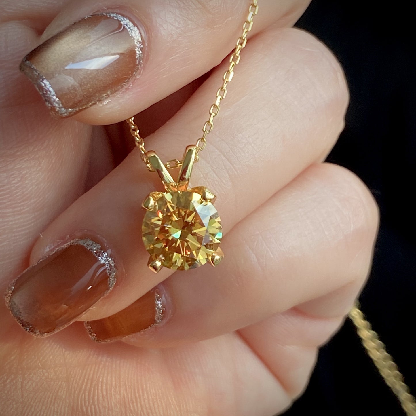 Elegant Moissanite S925 Sterling Silvery Pendant Necklace - Sparkling Round Cut, Yellow-Golden Hue, Perfect for Weddings, Daily Wear & Special Occasions, Ideal Gift for Mother'S Day & Easter